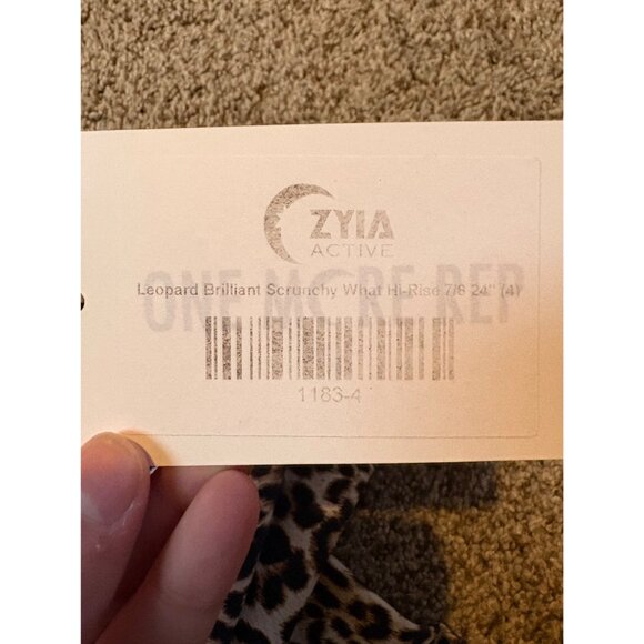 NEW Zyia Leopard Brilliant Scrunchy Butt What High-Rise 7/8 24” Leggings Animal - Picture 8 of 12